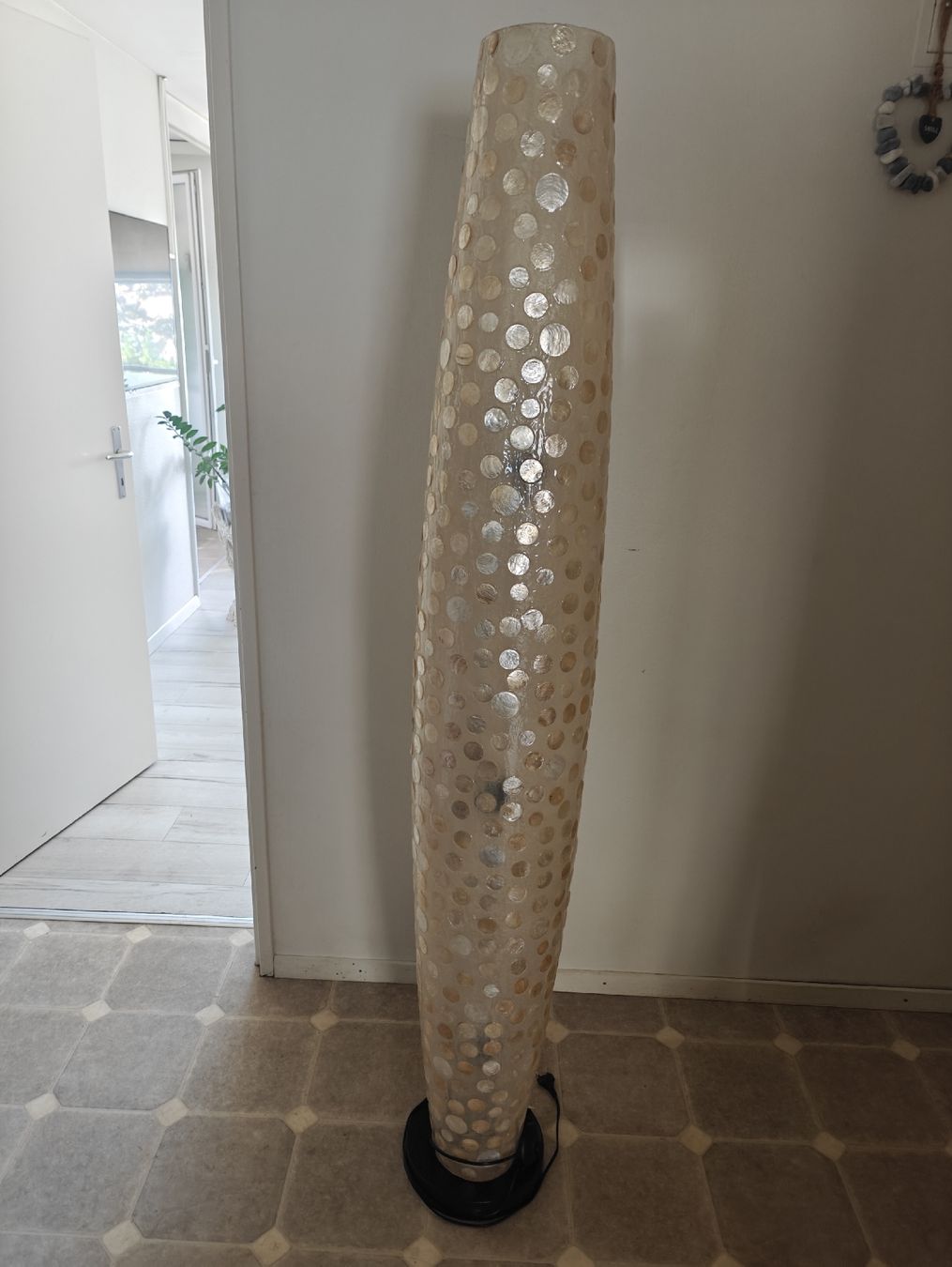 Lampade: Stehlampe mit Muscheldesign  – Usato da Lyss venduto da oli018