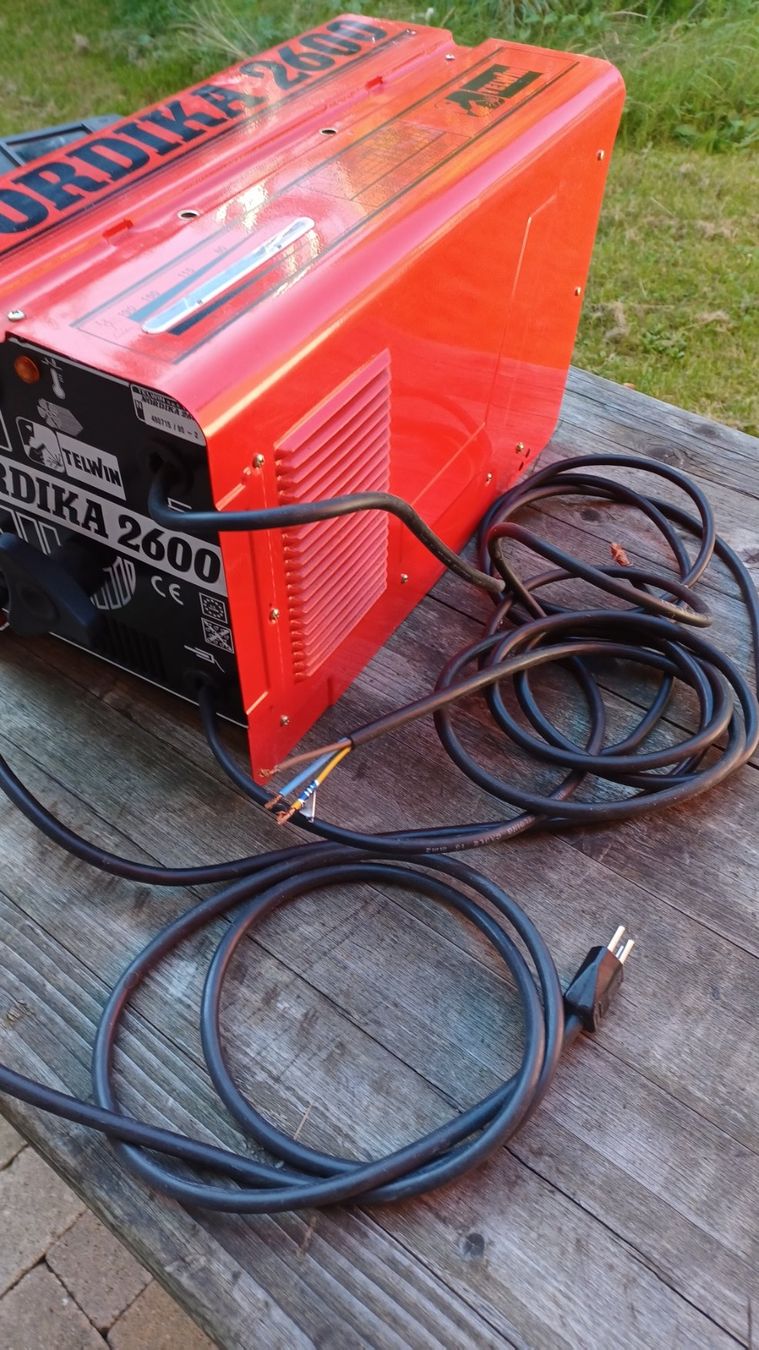 Saldatori: Schweissgerät Nordika 2600 elektro 230 oder 400V – Nuovo (secondo la descrizione) da Winterthur venduto da dangirvale 2