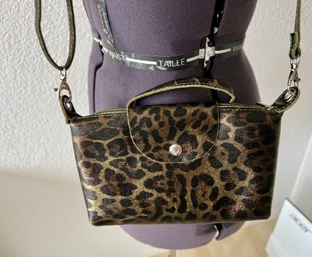 Trendige Leo-Tasche aus Echtleder 🇮🇹 wie neu✨