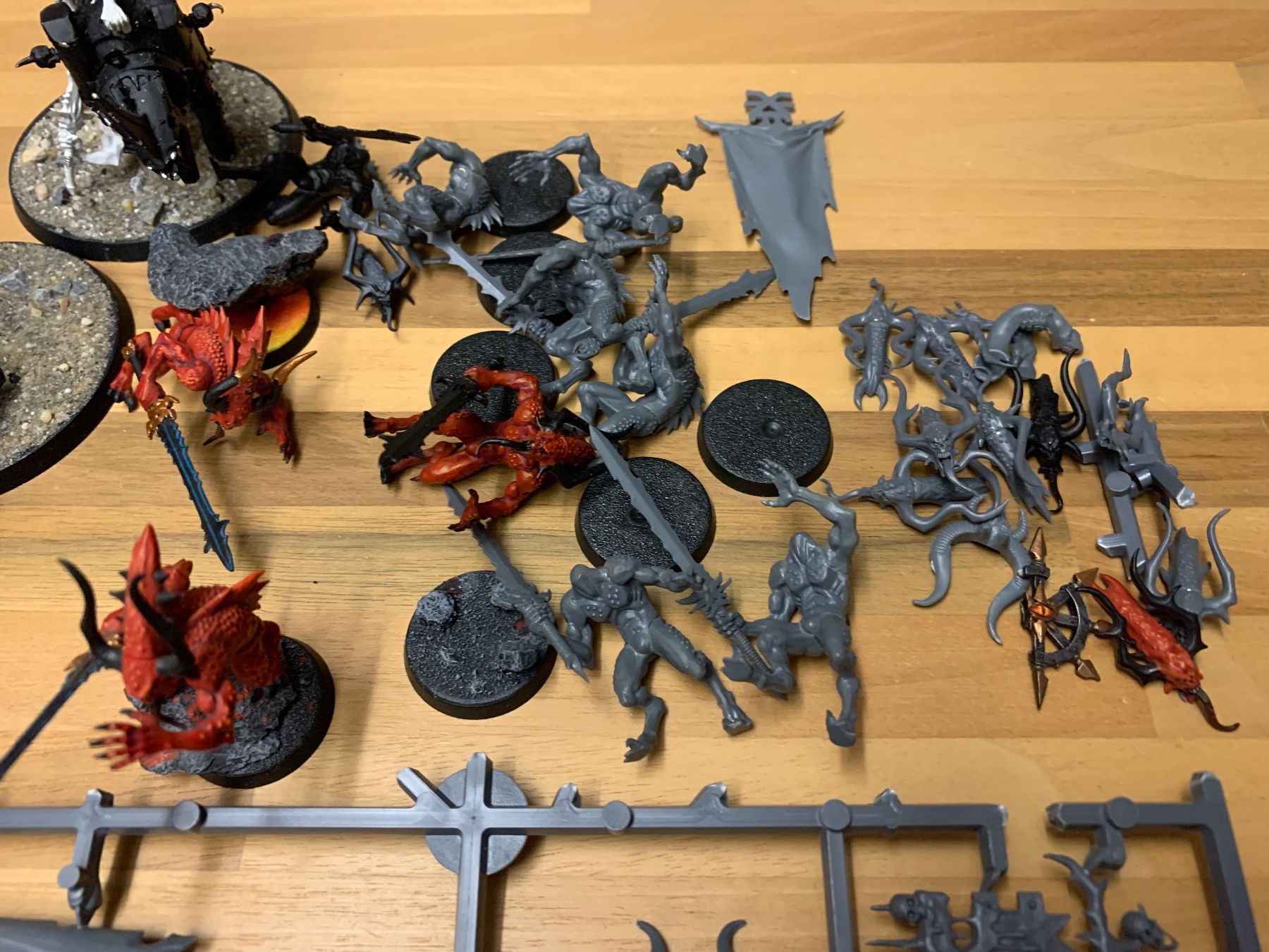 Statuette: Warhammer 40000 Dämonen des Khorne Armee – Usato da Winterthur venduto da Compiorg 4