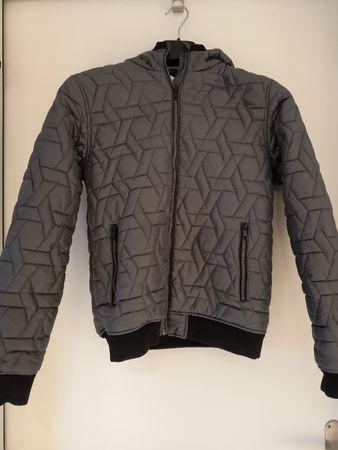 Winterjacke Jungen Gr. 13-14 J. (158-164) / OVS