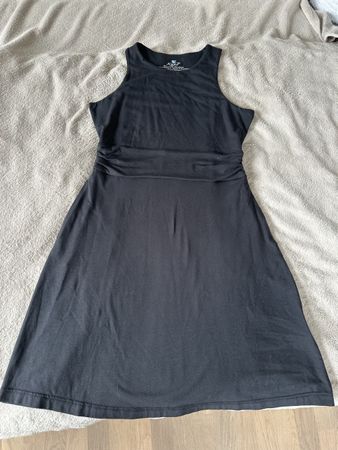 Schwarzes Kühl Stoffkleid