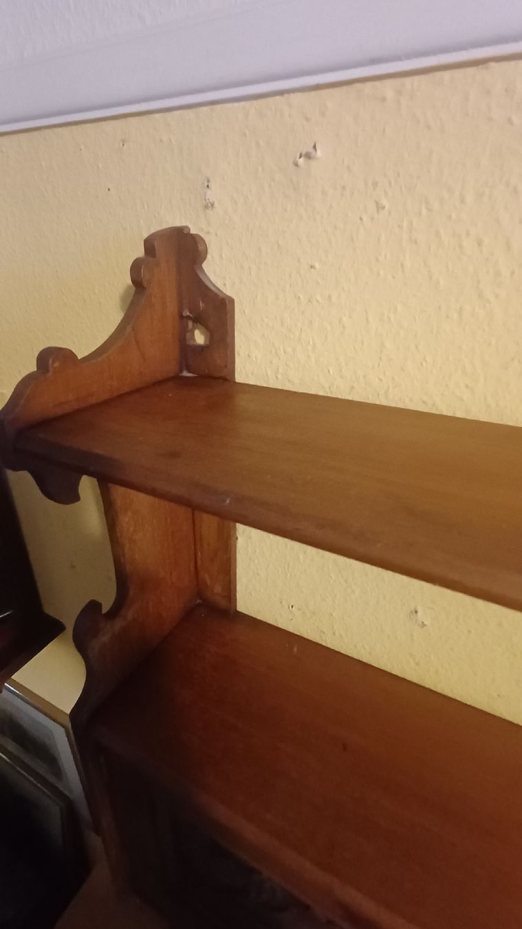 Scaffali: Jugendstil Wandschränkli  – Usato da Flawil venduto da Naphtali 9