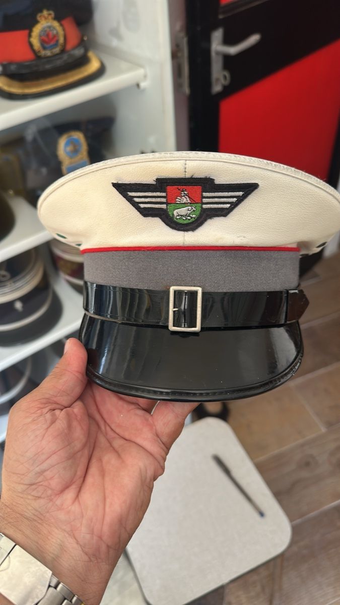 Uniformes: Polizia Morcote 1980 !! – D'occasion à Morbio Inferiore par Ecod