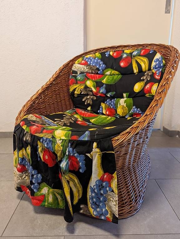 Poltrone: Korbsessel mit Kissen – Usato da Pieterlen venduto da xernice