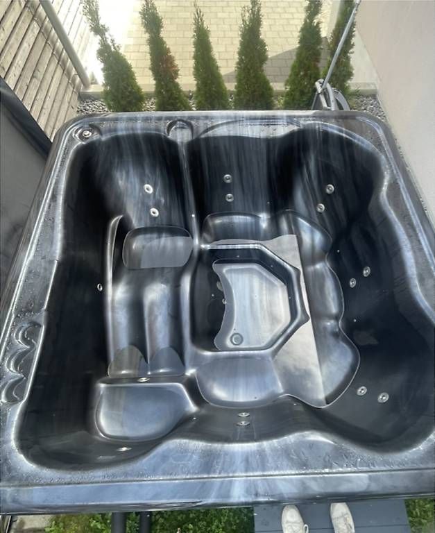 Whirlpool: Whirlpool  – Gebraucht aus Interlaken von zeb_q672