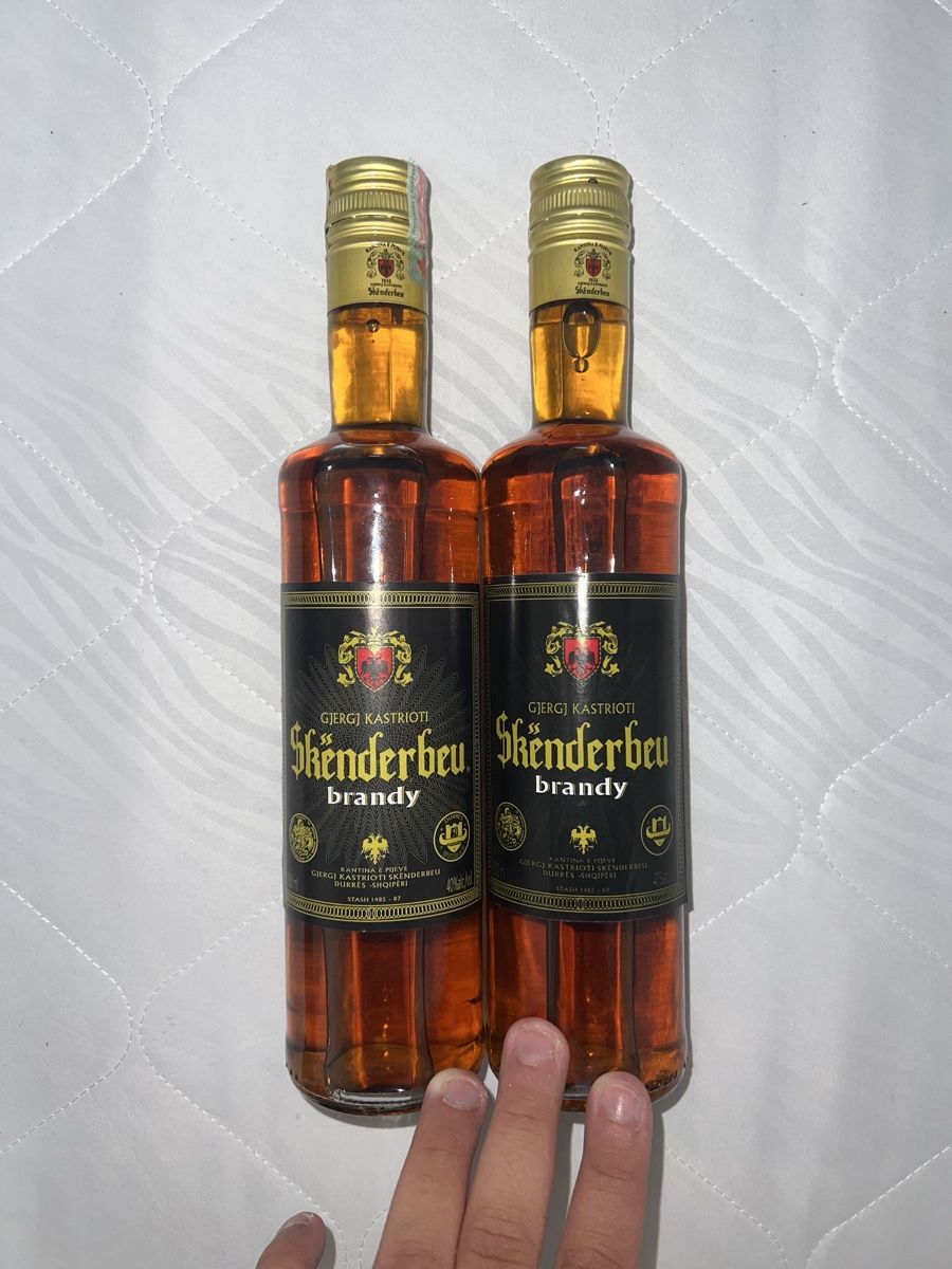 Autres vaisselles & verres: 2x Skenderbeu – Neuf avec emballage d'origine à Mels par ElionKasolli
