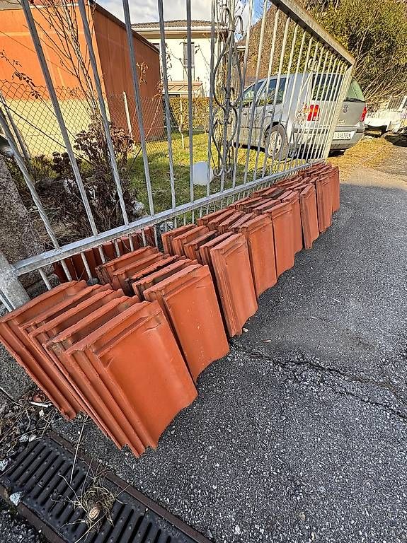 Pietre & tegole: 49 Tegole  / 49 Dachziegel – Usato da Biasca venduto da martin_ob 3