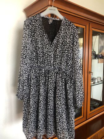 Hübsches leichtes Kleid, neuwertig, Grösse 40, Manor woman