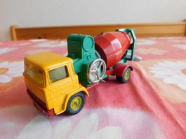 Siku V Serie Deutz Betonmischer