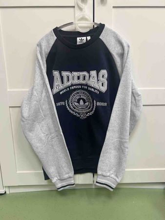 Adidas Pullover Grösse M dunkelblau