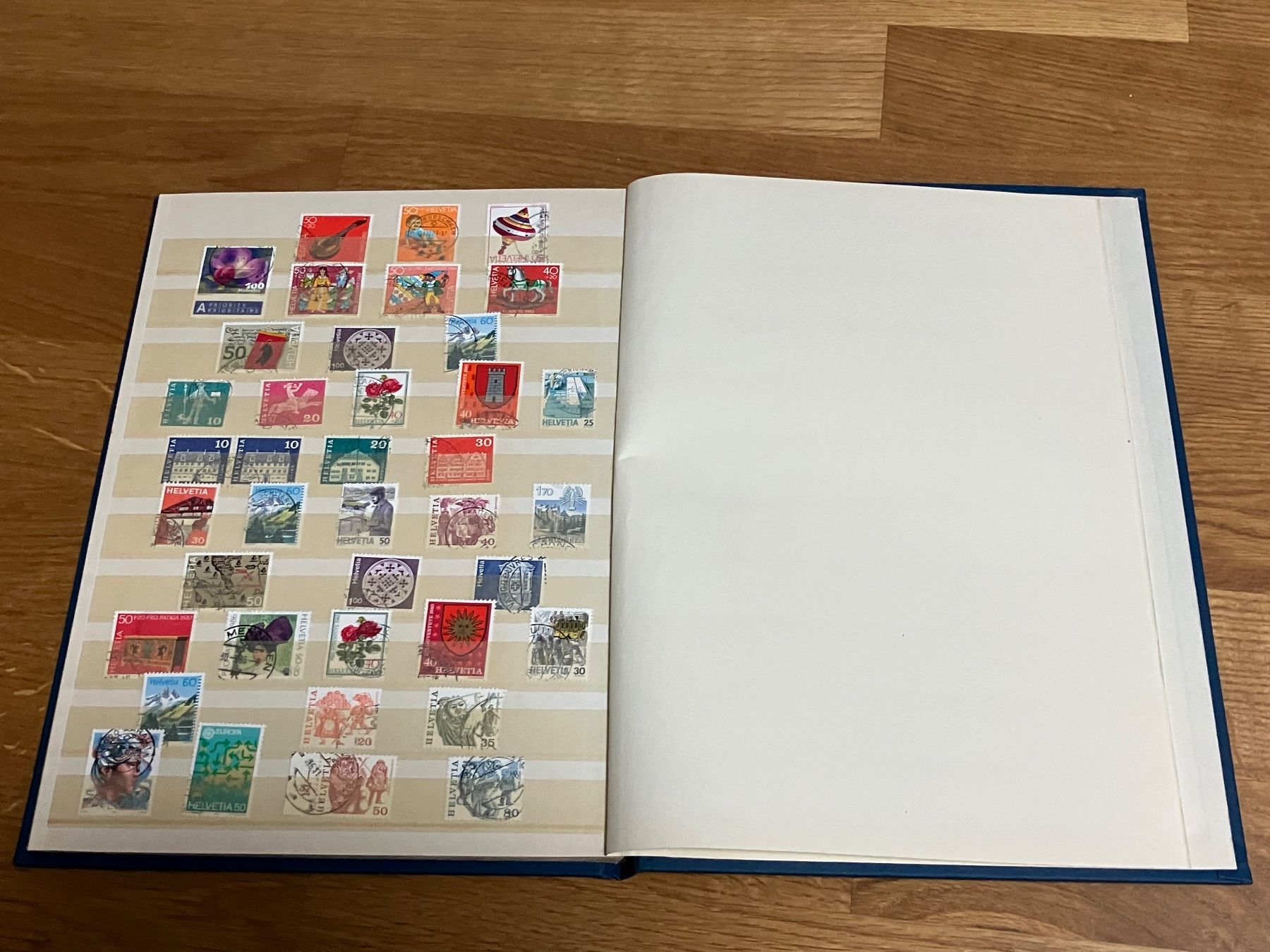 Album: Schweiz Briefmarken Album – Usato da Riehen venduto da vernizi 8
