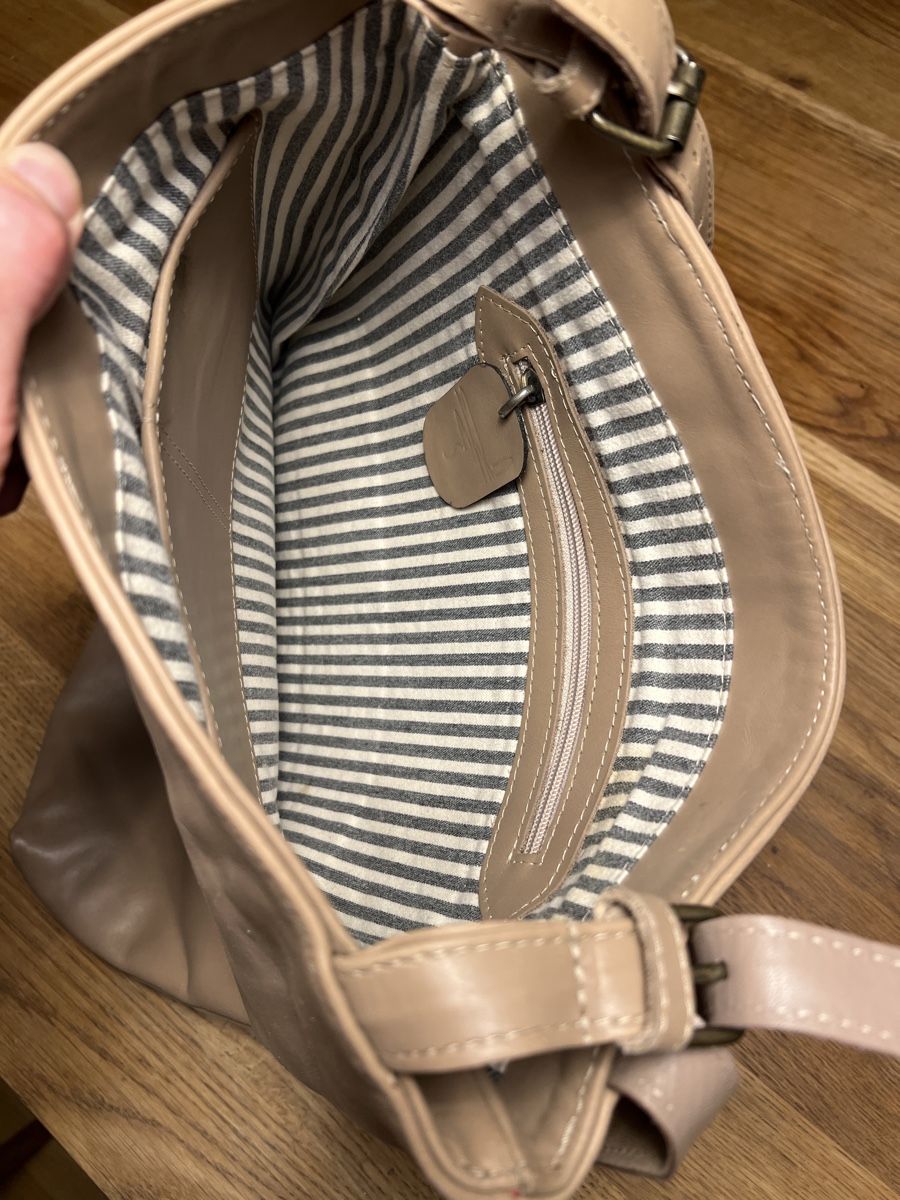 Sacs femmes: Echt Ledertasche aus Manufaktur – Neuf (Voir description) à zürich par frausam 1