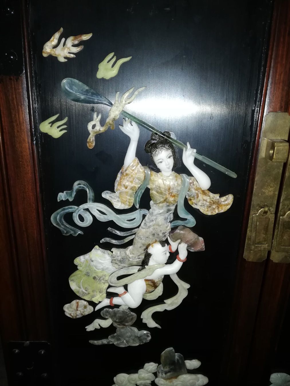 Cassettiere: antikes chinesisches Kleinmöbel, Jadesteine / Nephrit? – Usato da Weggis venduto da Mylemontree 5