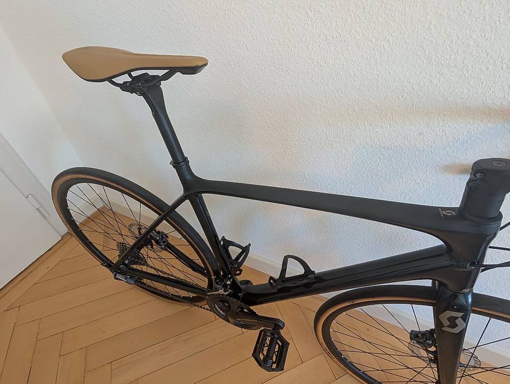 Scott Vélos: Scott Addict 10 Disc - Ultegra 2x11 - entièrement révisé – D'occasion à Carouge GE par Freddychuk 1