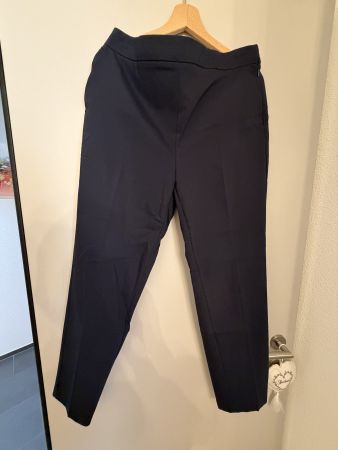 Dunkelblaue Damenhose, elegant geschnitten