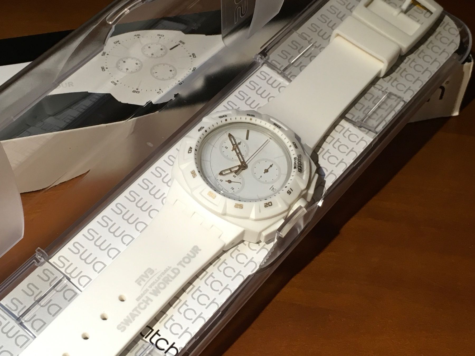 Swatch Orologi: Swatch New Chrono 11TH HOUR - Full Set - NEW - Ungetragen – Nuovo (secondo la descrizione) da Wohlen AG venduto da PrivatSammlung 2
