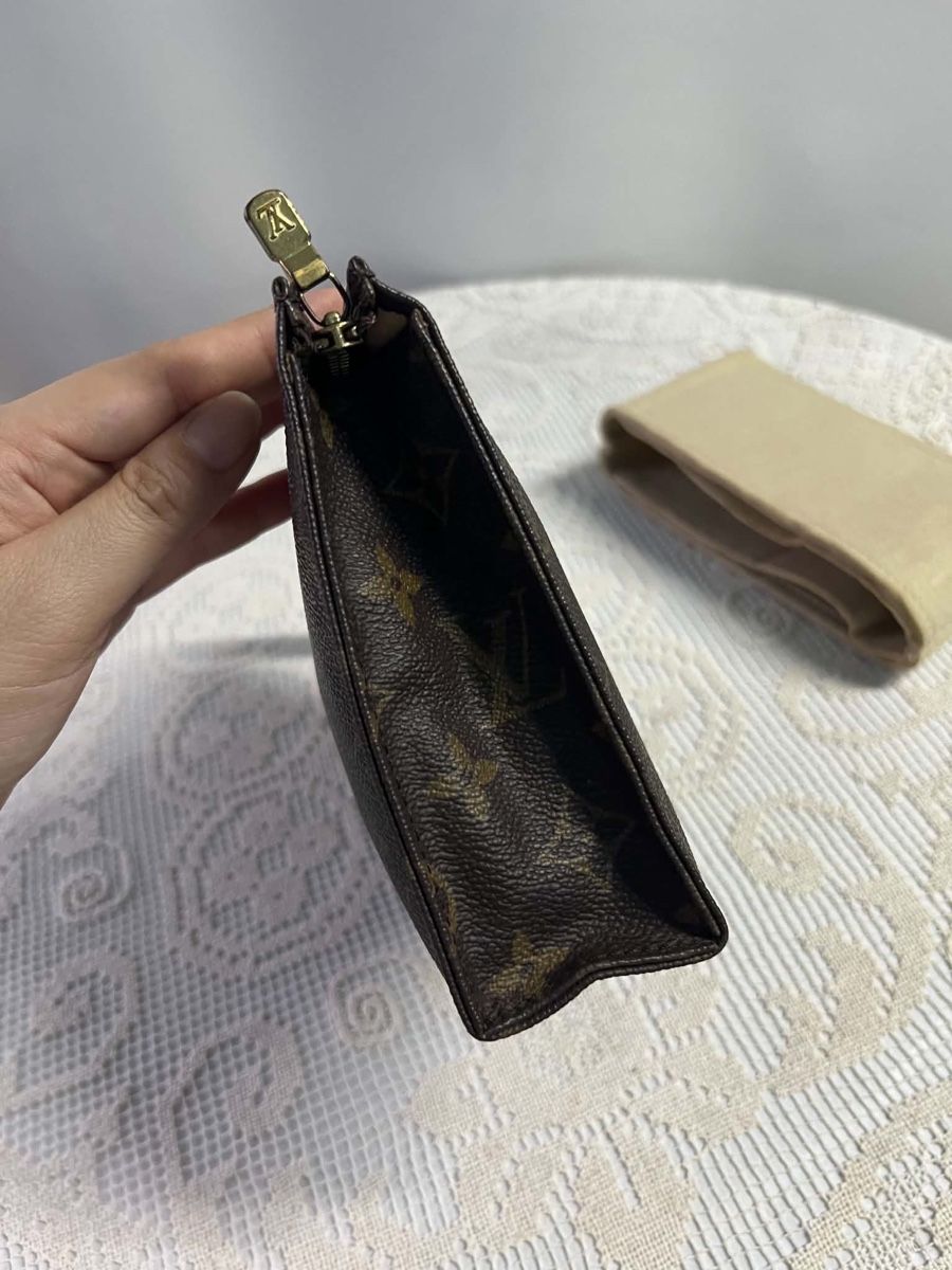Louis Vuitton Borse: Louis Vuitton Toiletry Pouch 19 cm – Usato da Widnau venduto da Pukpan_99 6