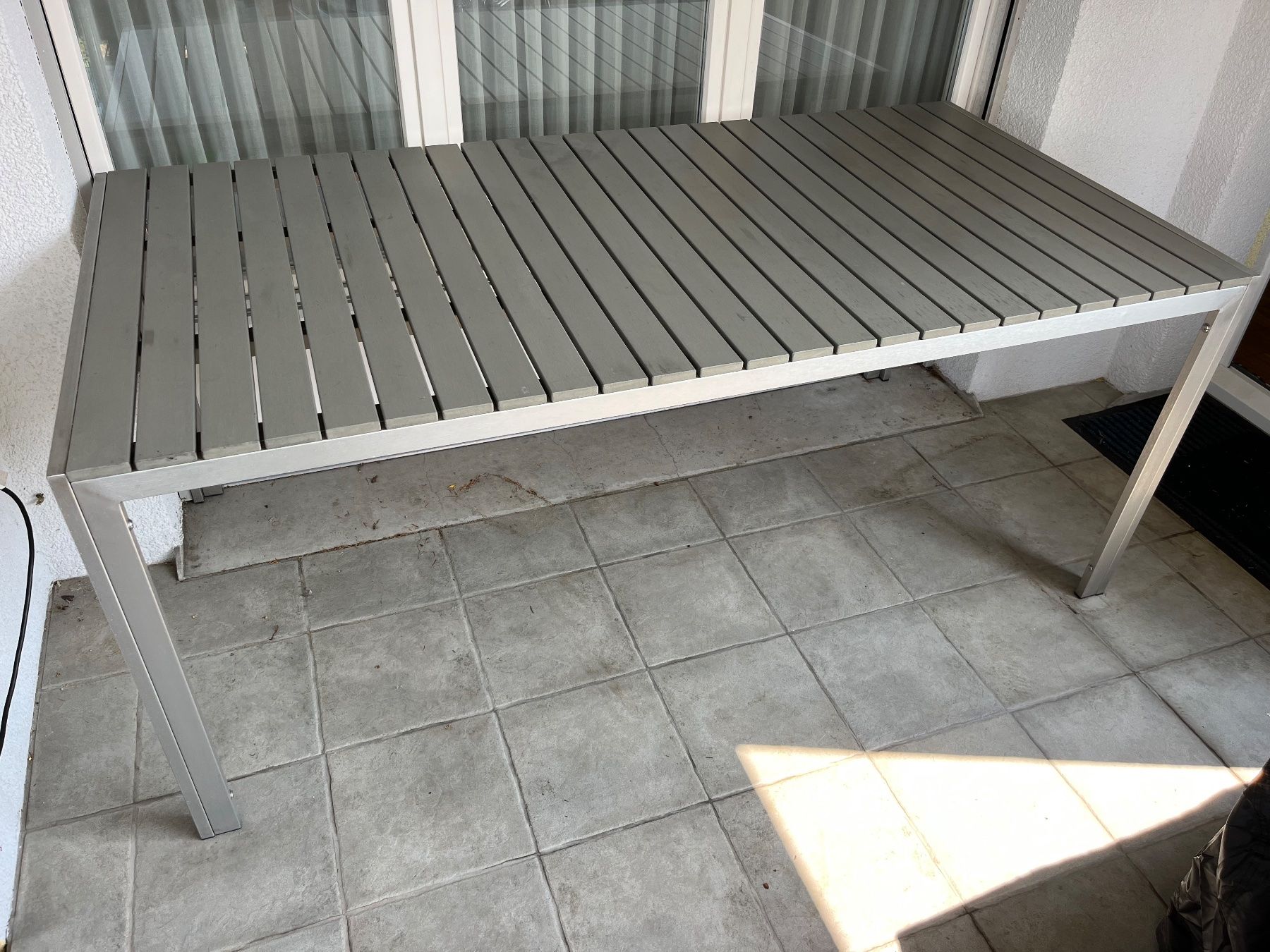 Tische: Gartentisch – Gebraucht aus Schwerzenbach von snoopy0514