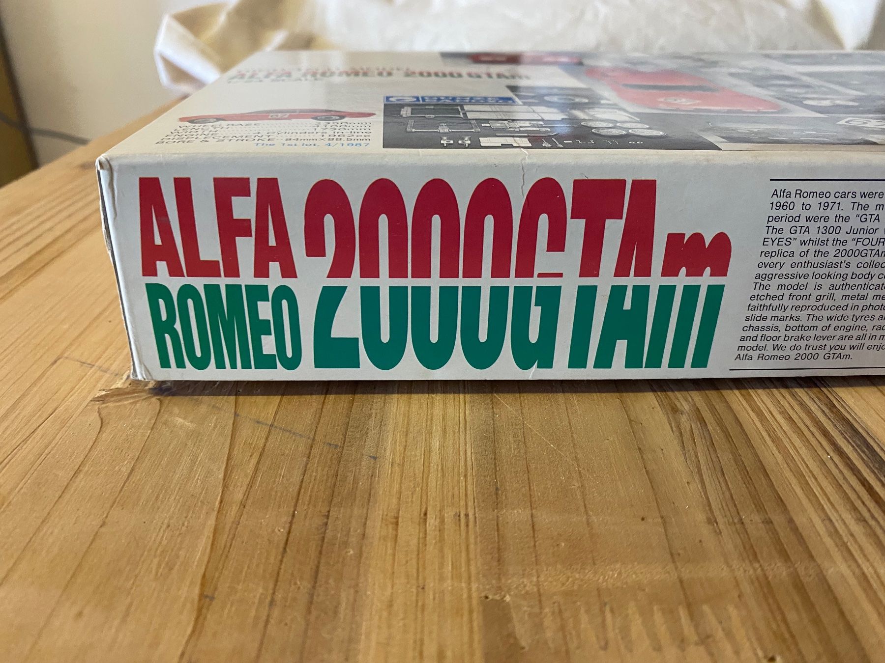 Kit di modellismo & Modellini statici: Alfa Romeo 2000 GTAm 1:24 / High-Tech Model – Nuovo (secondo la descrizione) da Zürich venduto da Matteo6 1