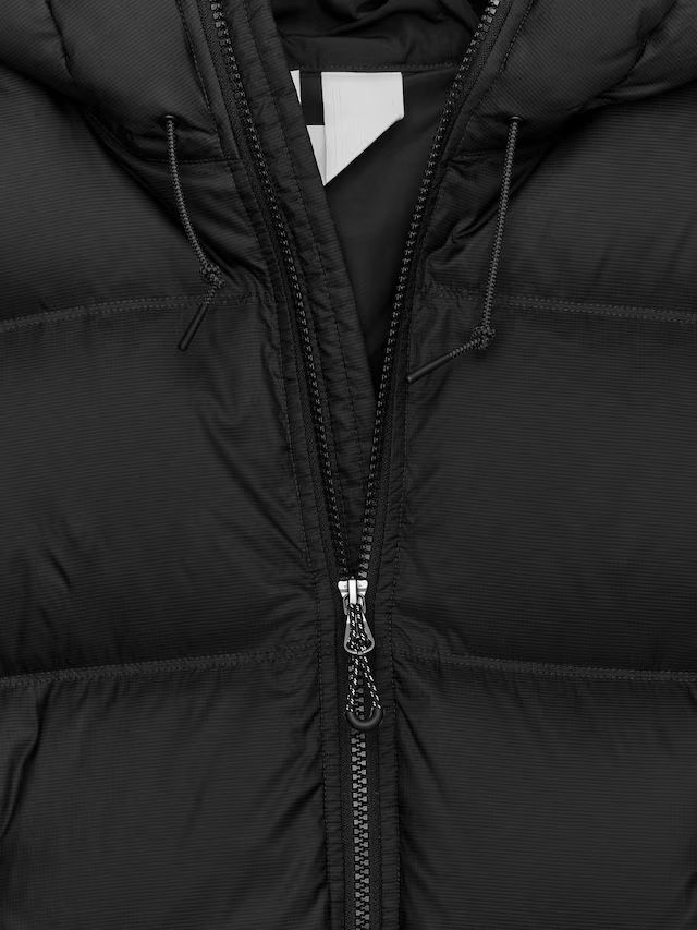 Arket Giacche: Arket Daunenjacke Gr.XS – Nuovo (secondo la descrizione) da Basel venduto da arminafera 2