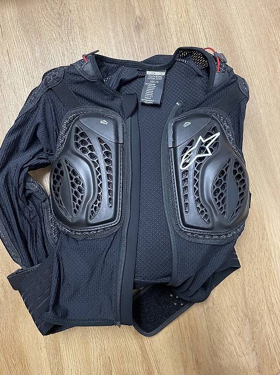 Schutz & Schoner: Protektorenweste von Alpinestars Youth Bionic – Gebraucht aus Klingnau von Miklo83 1