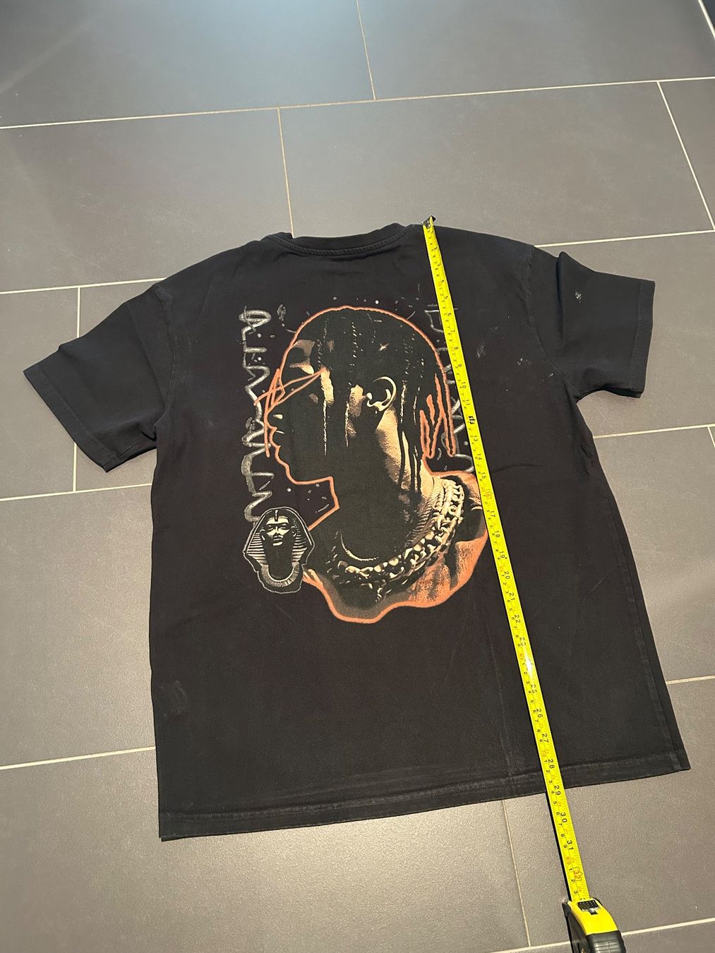 T-shirt: Travis Scott t-shirt – Nuovo (secondo la descrizione) da Schlieren venduto da Leavio 1