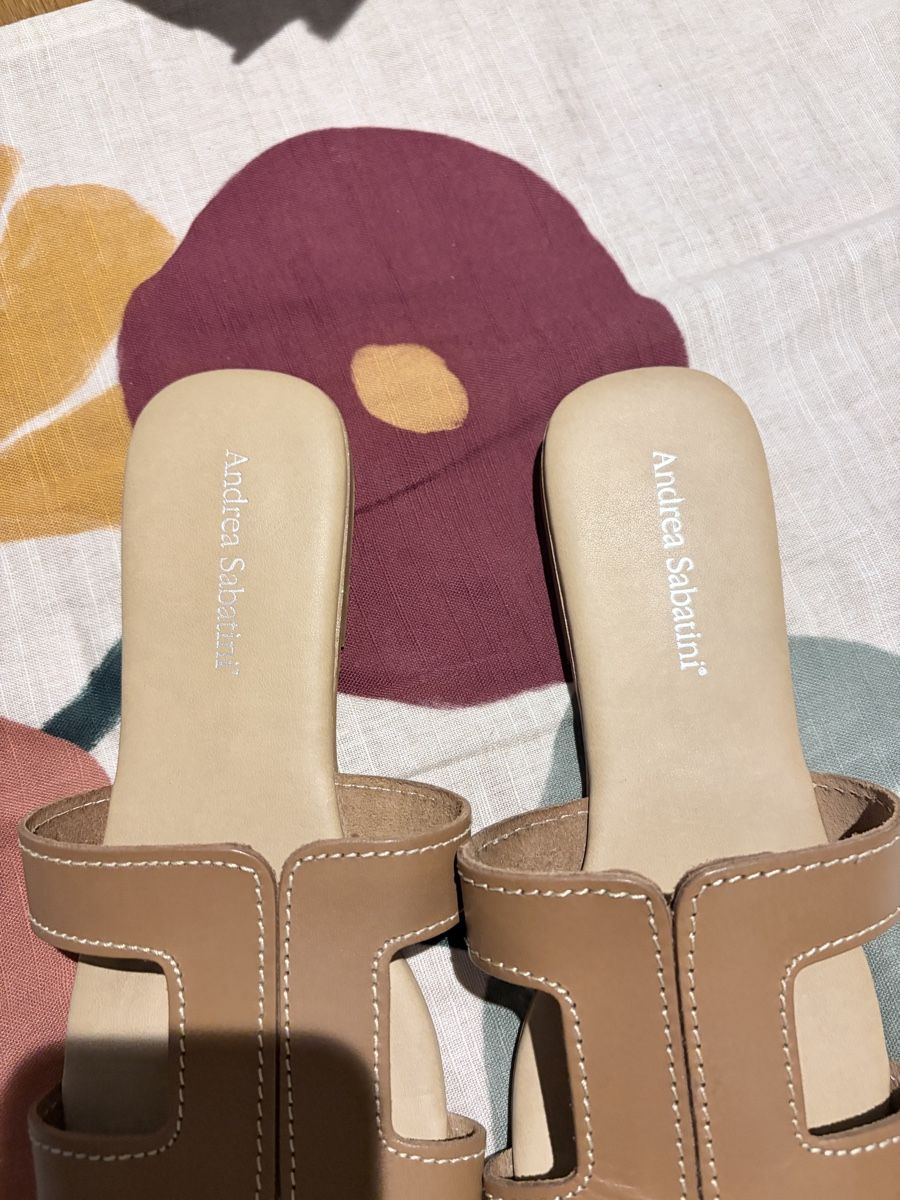 Damenschuhe: Sandale camel – Gebraucht aus Montpreveyres von hae_zk6g 1