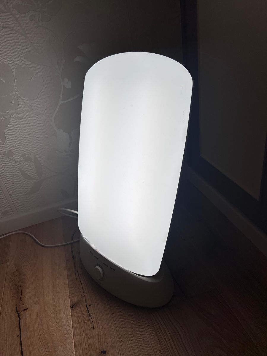 Lampade: Energy light – Usato da Geneveys-Coffrane venduto da les_6cms