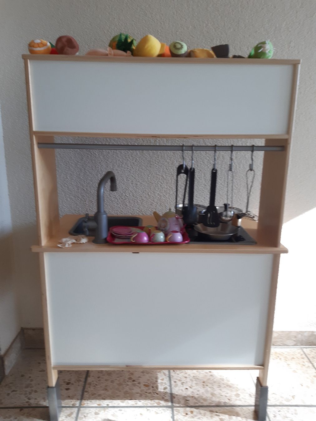 Cucine complete: Kinderküche aus Holz – Usato da Spiegel b. Bern venduto da hopplas 4