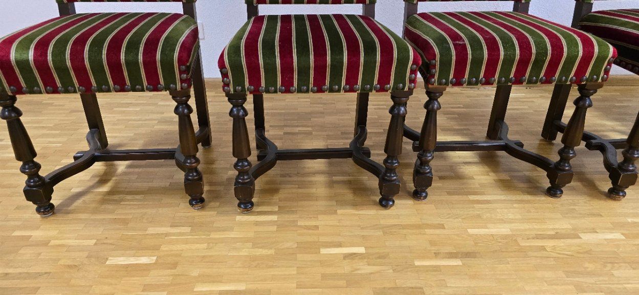 Chaises: 8 Esstischstühle – D'occasion à Binningen par Gorenmat 5
