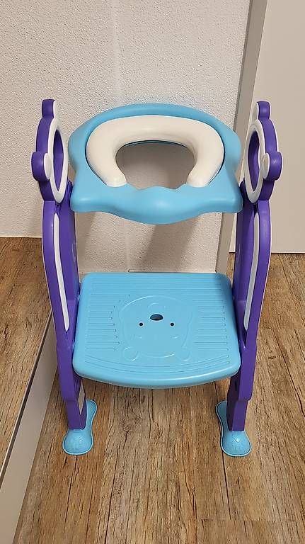 WC: Toilettenaufsatz mit Treppe – Usato da Kreuzlingen venduto da ulli_frank_und_frei