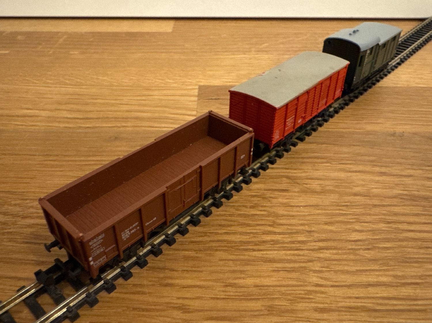 Trix Modellini di ferrovie: Minitrix Güterwagen – Usato da Schlierbach venduto da Look8 2