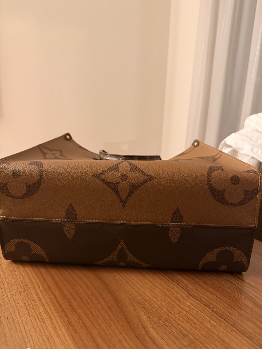 Louis Vuitton Taschen: Louis Vuitton on the go mm – Gebraucht aus Luzern von bambola92 2