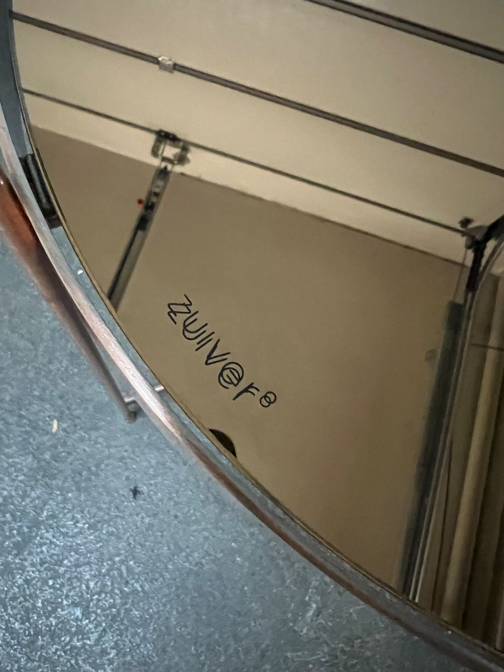 Tavoli: Zuiver Beistelltisch Cupid mit Glasplatte – Usato da Kilchberg ZH venduto da svengermann76 2