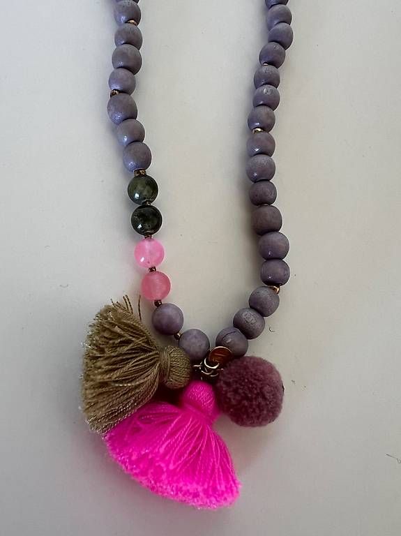 Bracciali & Braccialetti: Armschmuck Holz/Stein mit Quasten – Usato da Oberbueren venduto da marolegi 1
