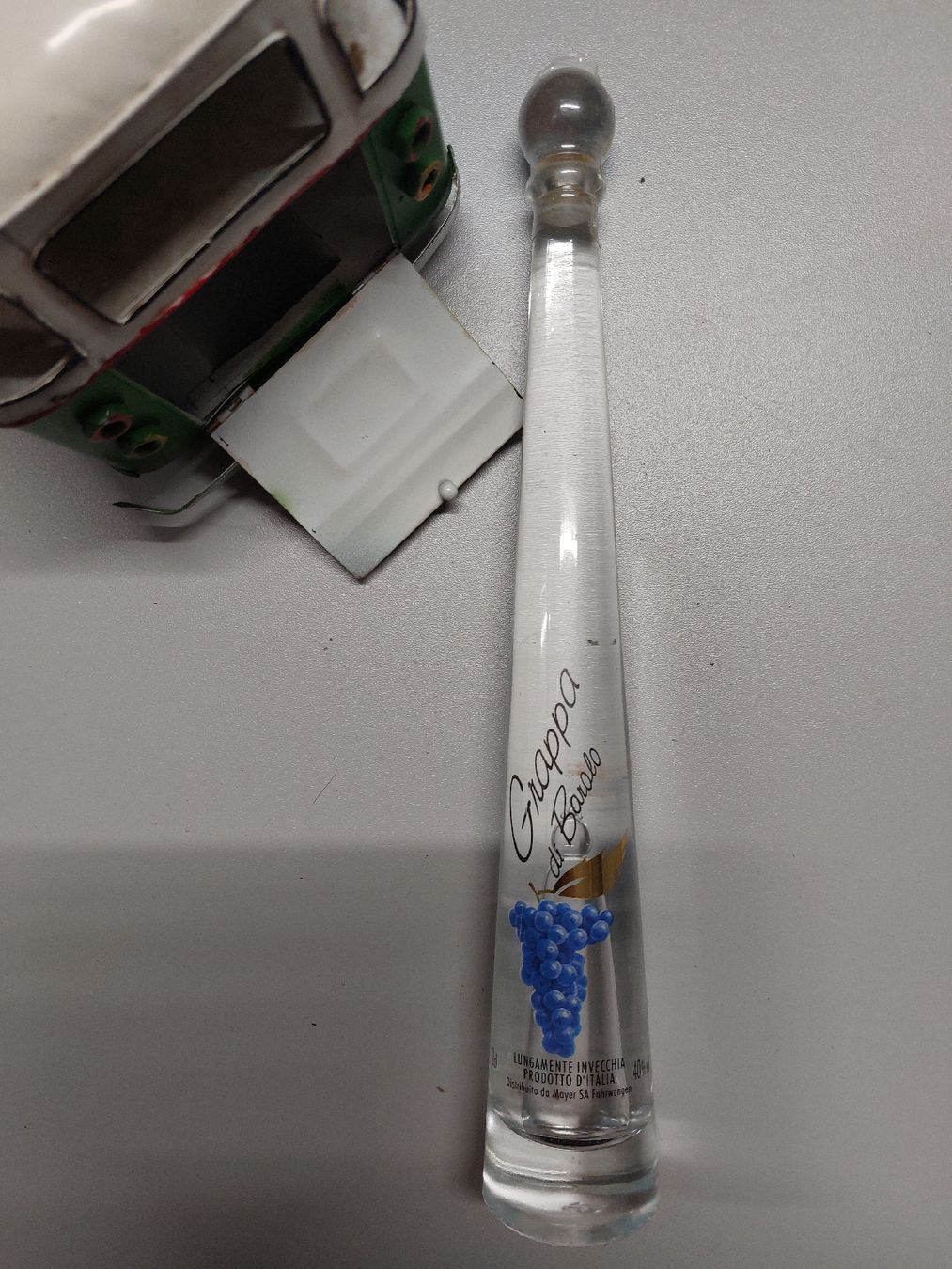 Spielzeuge: VW Bus T1,Blechspielzeug mit Kirschflasche – Neu (gemäss Beschreibung) aus Uster von Gery8 8