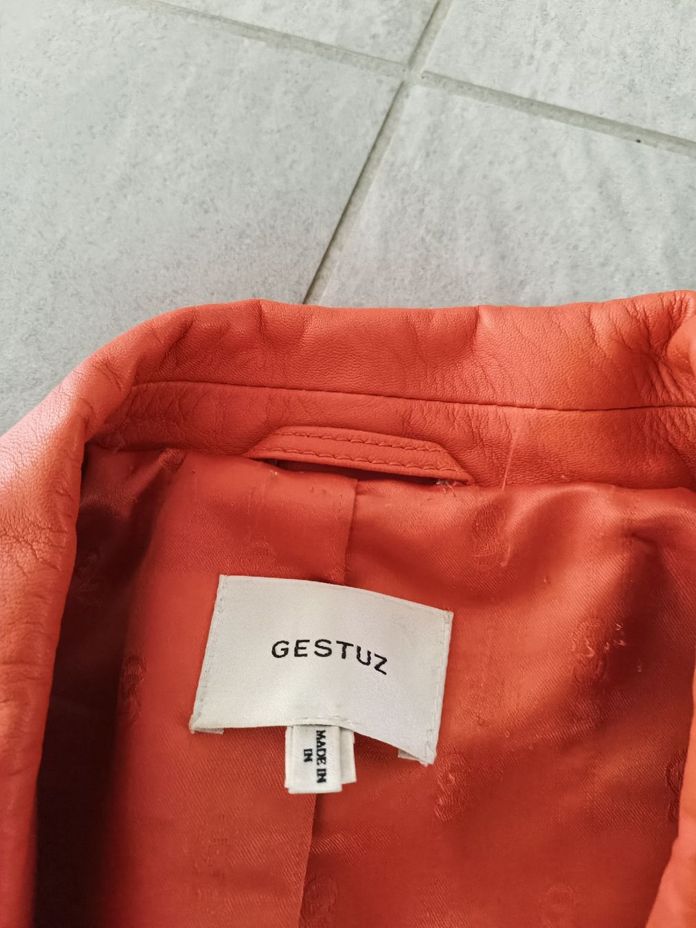 Giacche: Blazer – Usato da Thun venduto da oli_s6kv 4
