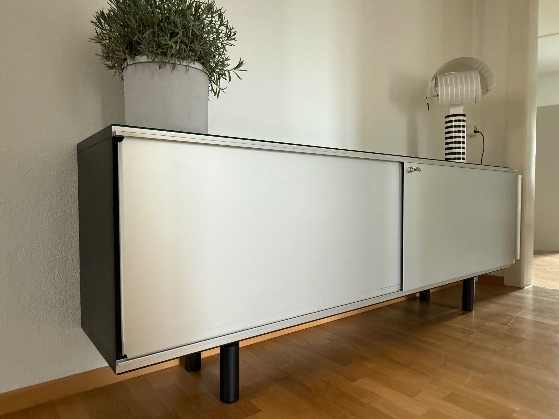 Thut Kommoden: Seltenes Sideboard von Kurt Thut – Gebraucht aus Zürich von ERATOMIUM 4