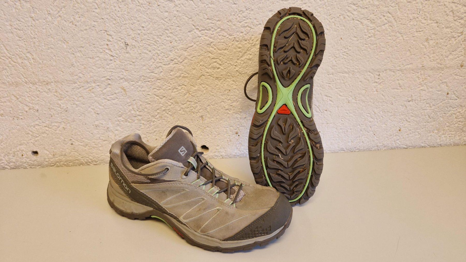 Salomon Scarpe da uomo: Salomon Trekkingschuhe – Usato da Bern venduto da lea_f857 1