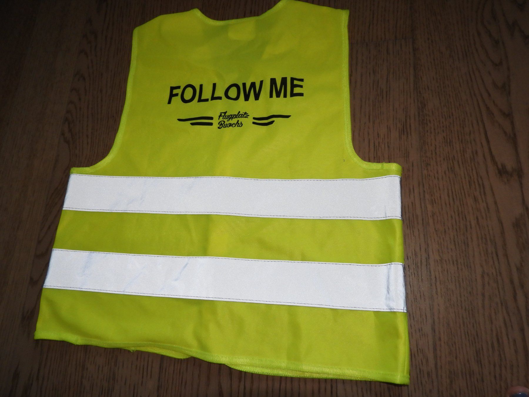 Gilet & Giacche: Warnweste Follow Me Flugplatz – Nuovo (secondo la descrizione) da Hergiswil NW venduto da Noema2006 1