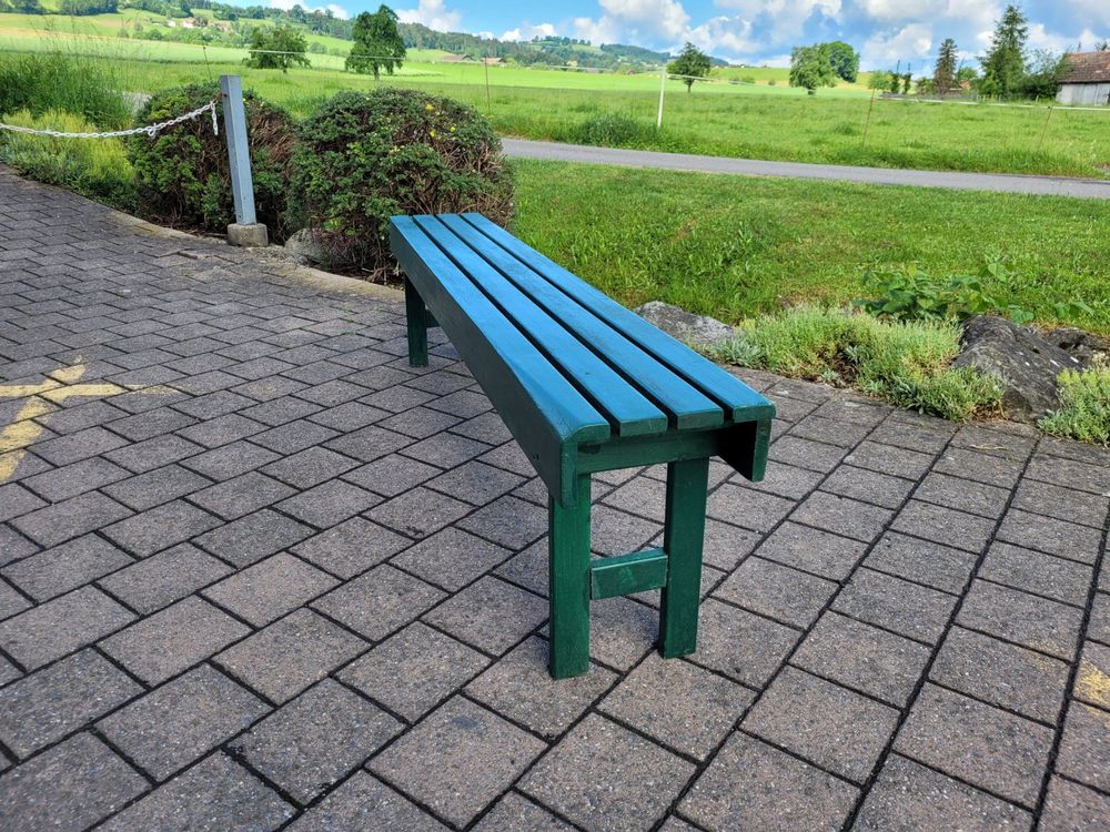 Vintage Holzbank, Gartenbank, Sitzbank Grüne Bank aus Holz Kaufen auf