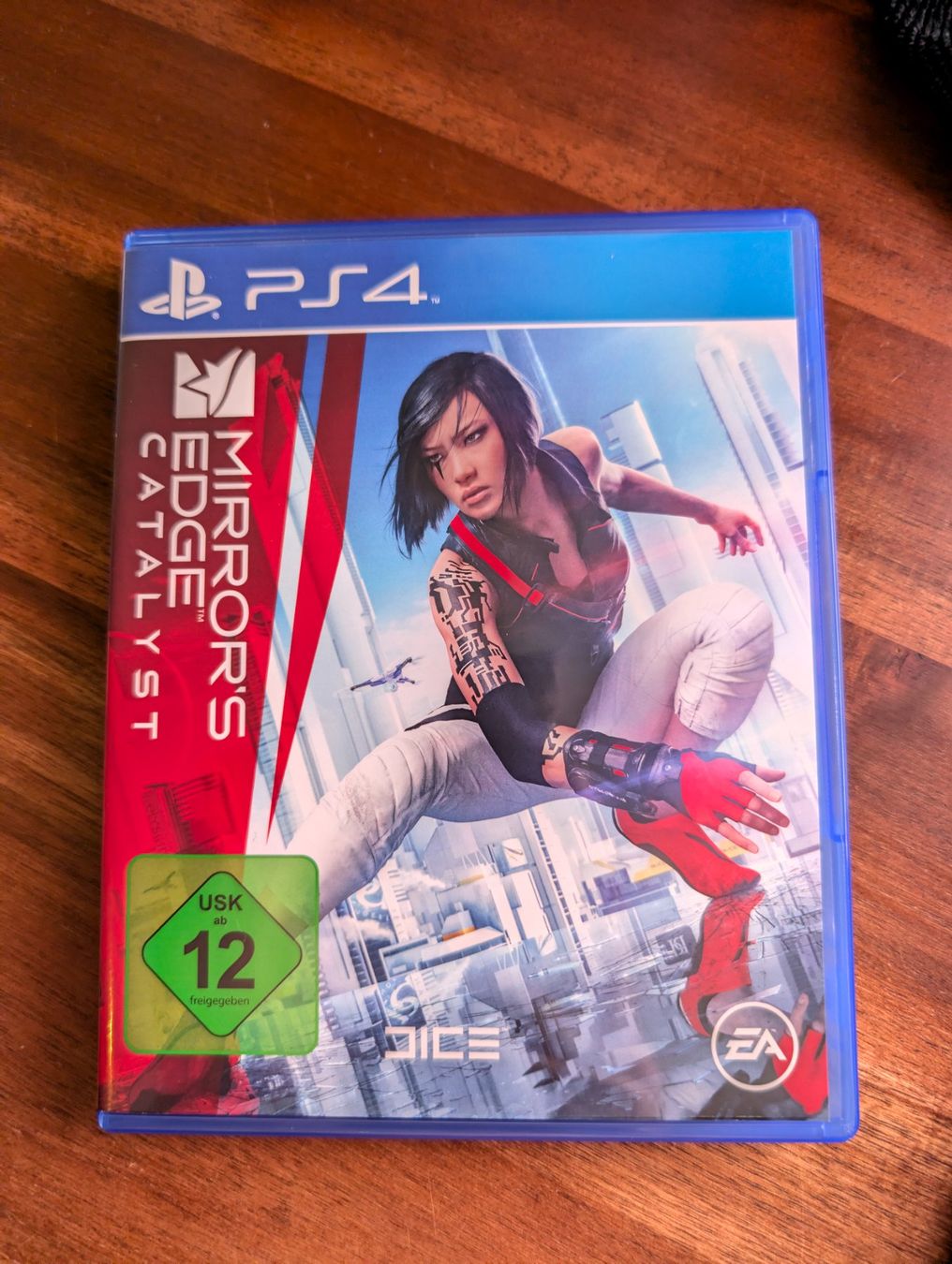 Sony Jeux: Mirror's Edge Catalyst PS4 – D'occasion à Urtenen-Schönbühl par Jens.Morgenegg