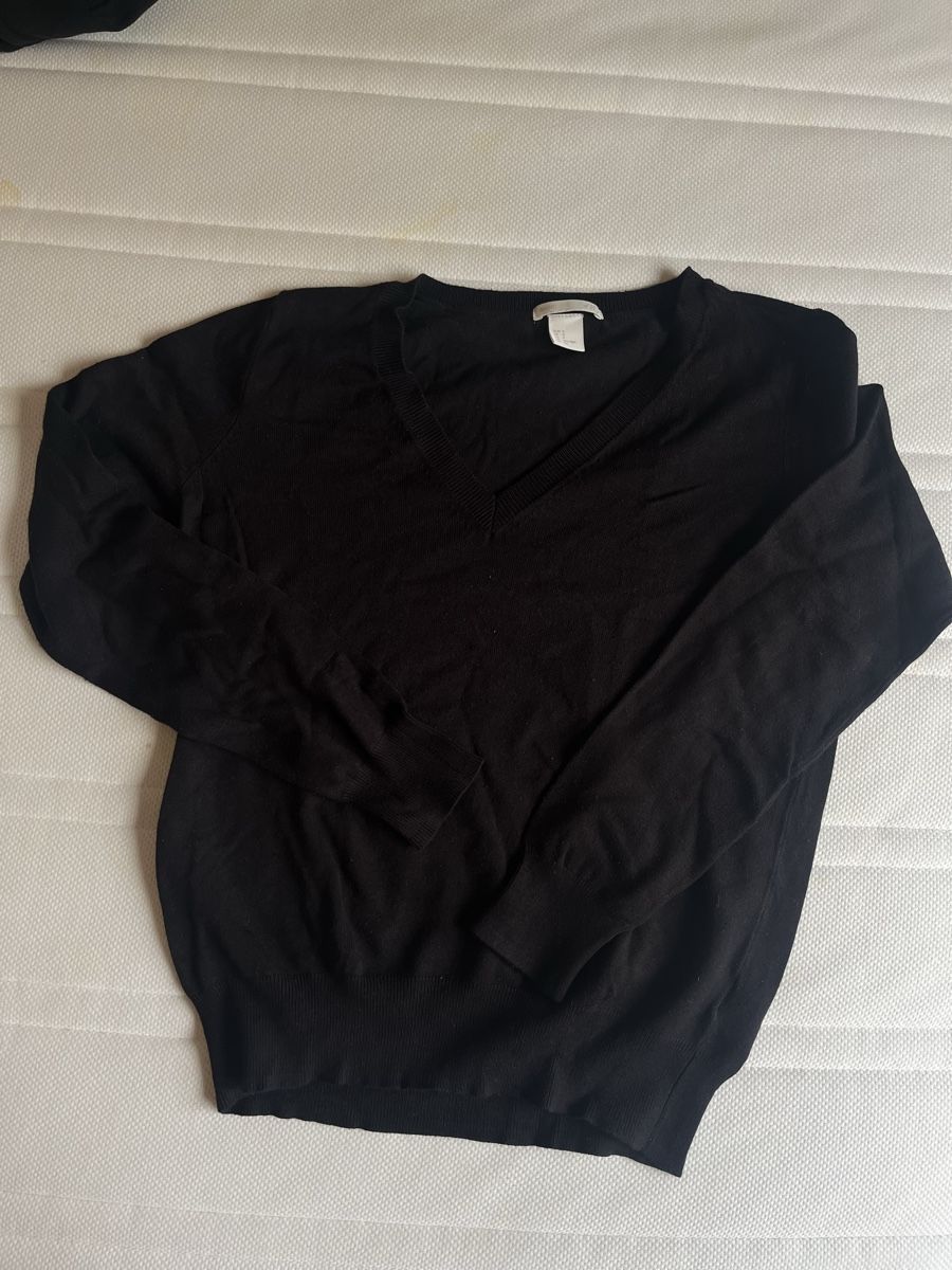 H&M Maglioni & Felpe: v neck pullover – Usato da Luzern venduto da janine_l