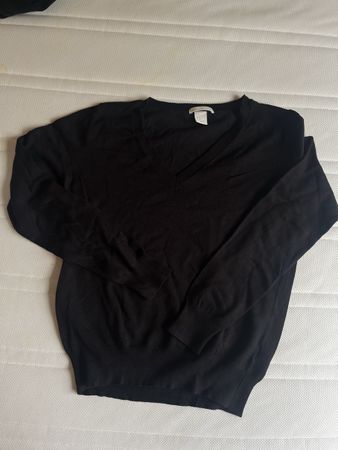 v neck pullover