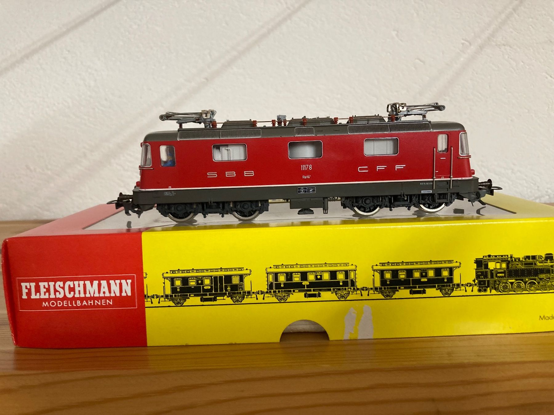 Fleischmann 4342 RE 4-4 Ep II OVP Vitrinenenmodell (Neu (gemäss