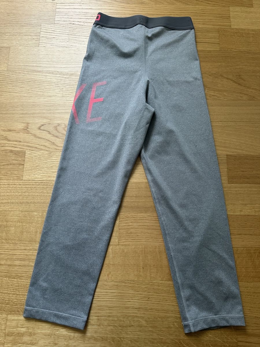 Nike Leggings: Nike Leggings 7/8 – Gebraucht aus Zürich von nou_kx9g 1