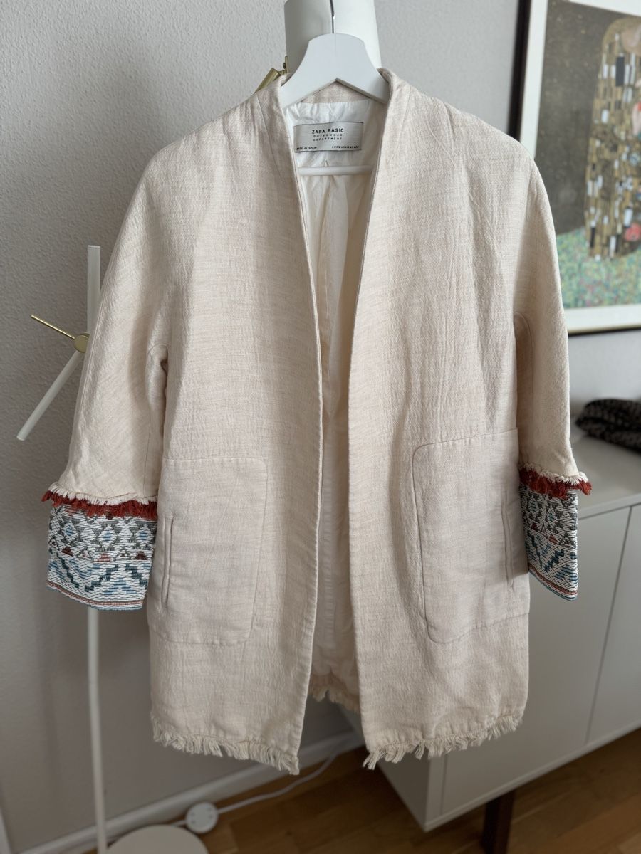 Zara Mäntel: Zara Kurzmantel M – Gebraucht aus Galgenen von Vintluxe