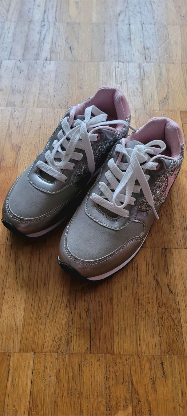 Scarpe per ragazze: Sneakers neu gr 32 neu fullstop – Nuovo e nell'imballaggio originale da Emmenbrücke venduto da gatasalvache 3