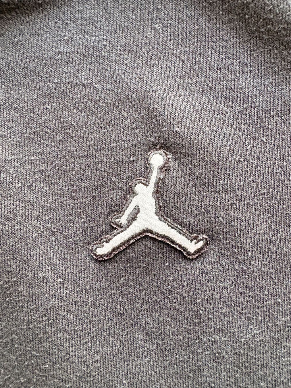 Jordan Maglioni & Felpe: Jordan Pullover – Usato da Wigoltingen venduto da _vntg_ 1